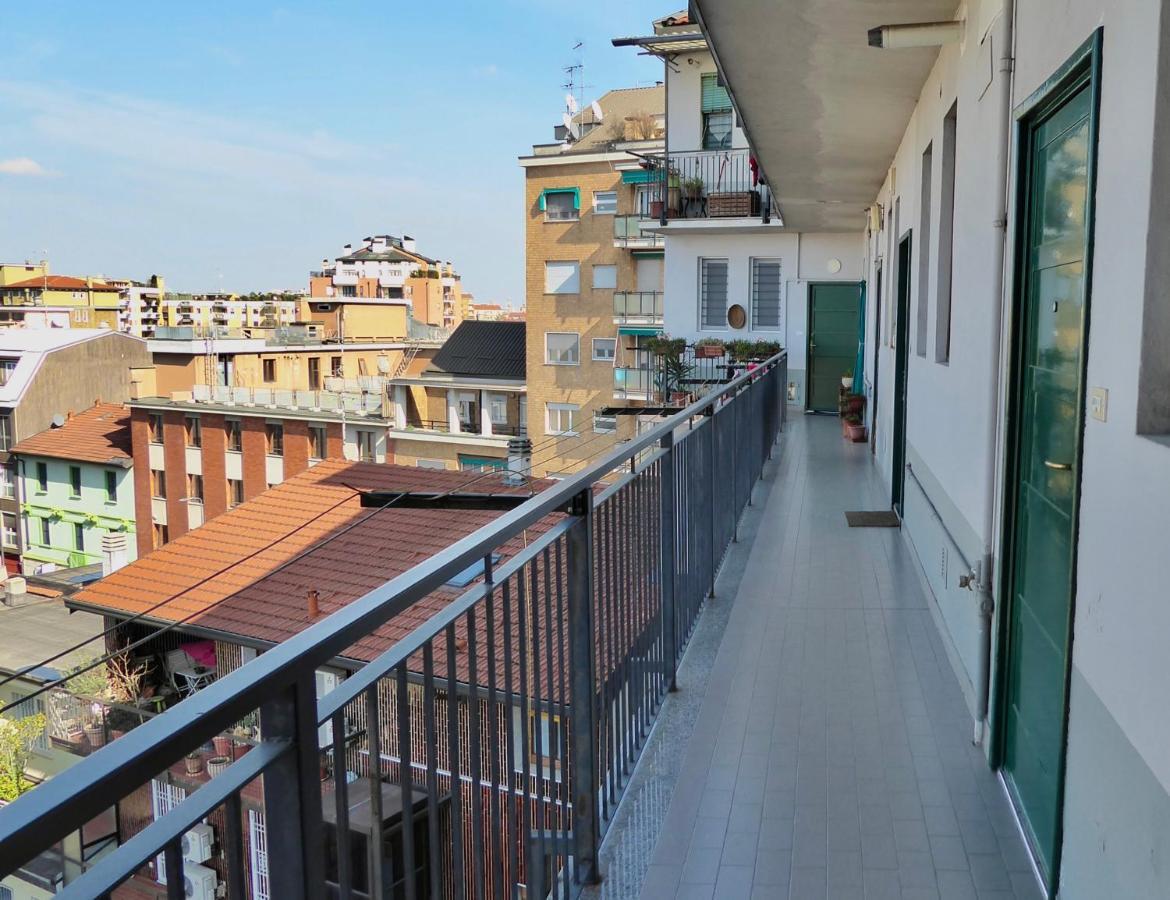 Mono Navigli Apartment Милано Екстериор снимка